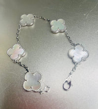 Load image into Gallery viewer, Vanessa