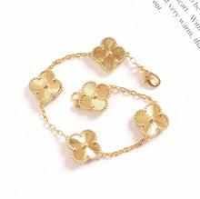 Load image into Gallery viewer, Vanessa